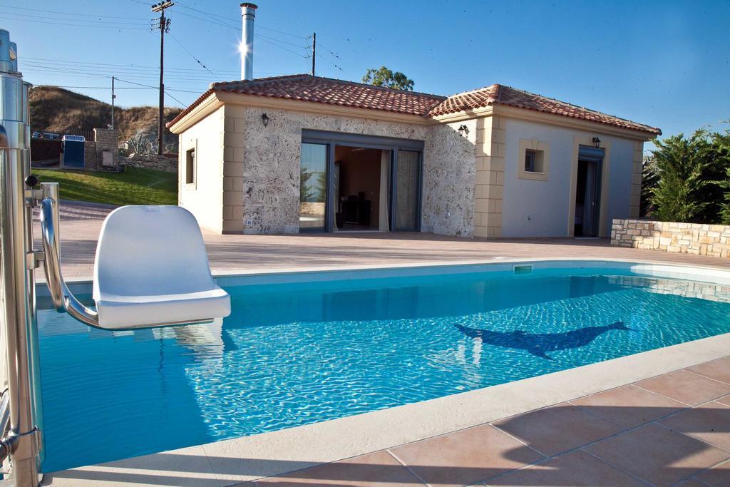 Ameadros Resort Mantzavinata Экстерьер фото