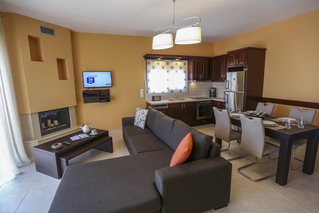 Ameadros Resort Mantzavinata Экстерьер фото