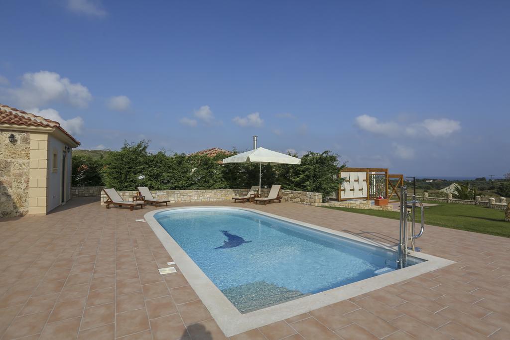 Ameadros Resort Mantzavinata Экстерьер фото